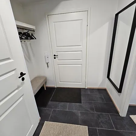 Citystation 59m2 Floor Sauna Apartment, Wifi 라티